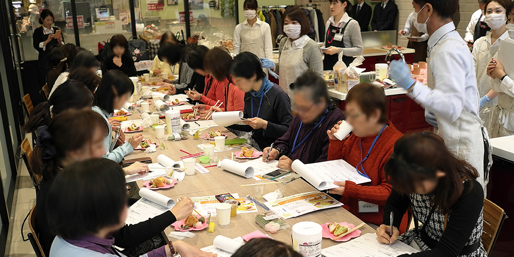 試食会風景