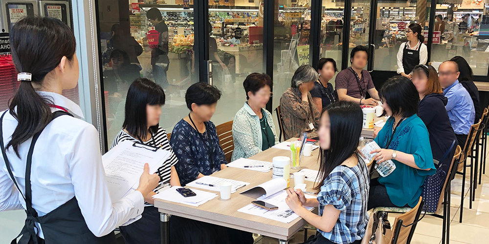 試食会風景